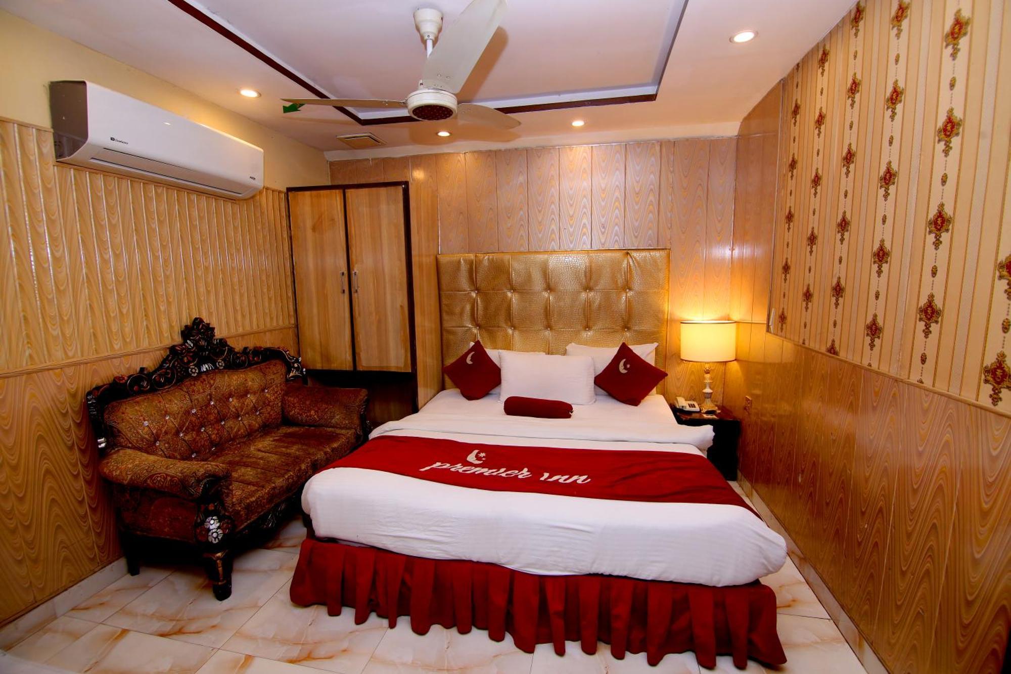 Premier Inn Gulberg 拉合尔 外观 照片