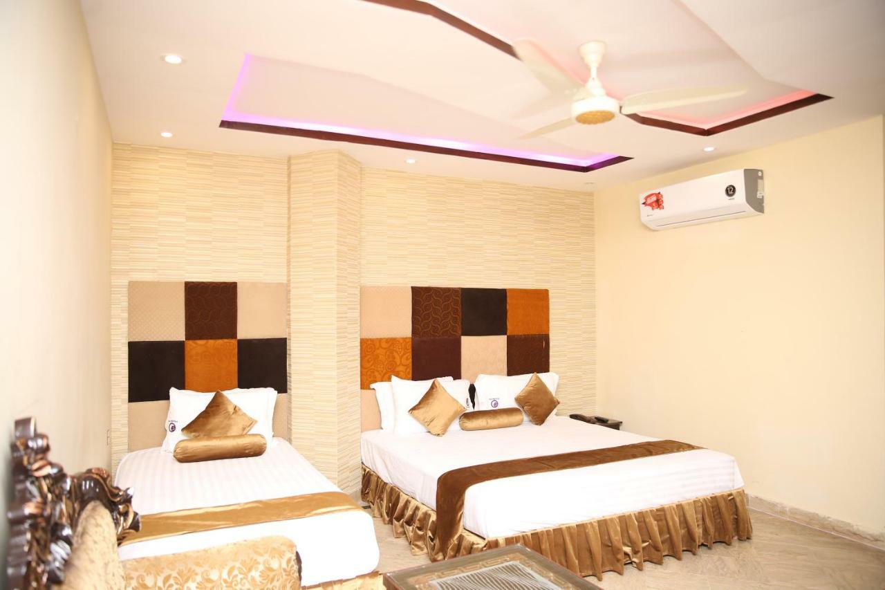 Premier Inn Gulberg 拉合尔 外观 照片