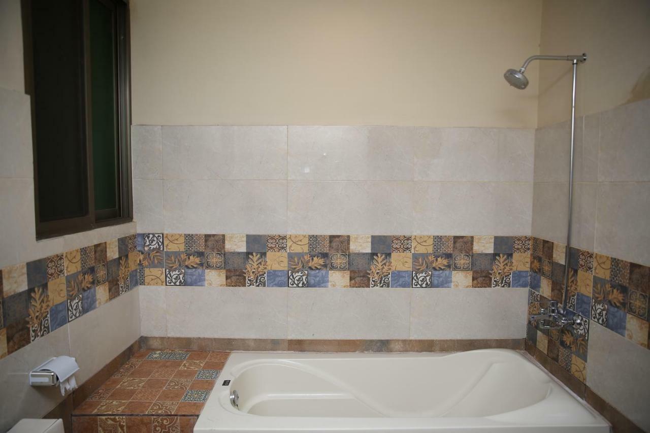 Premier Inn Gulberg 拉合尔 外观 照片
