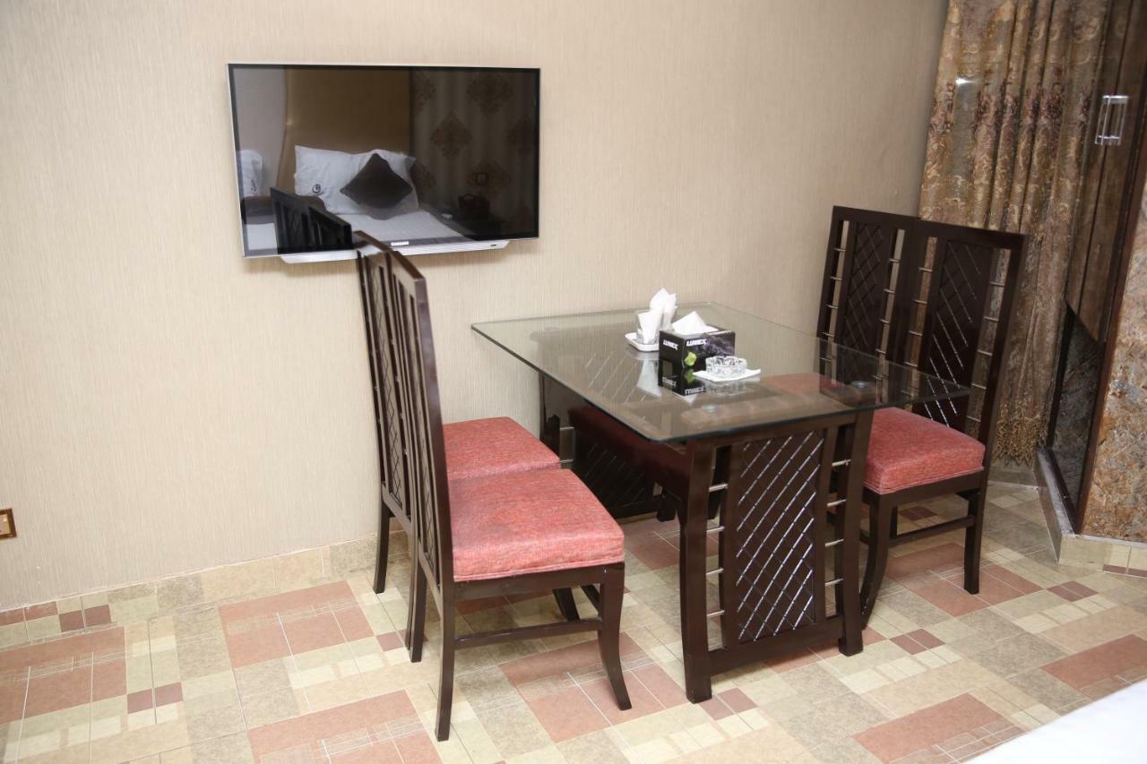 Premier Inn Gulberg 拉合尔 外观 照片