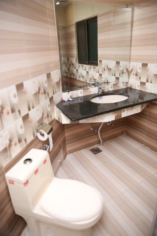 Premier Inn Gulberg 拉合尔 外观 照片