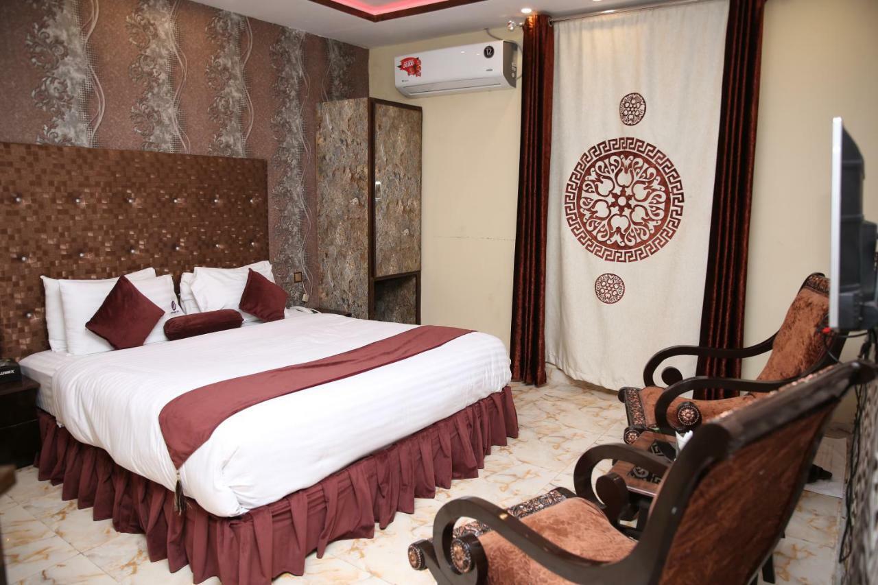 Premier Inn Gulberg 拉合尔 外观 照片
